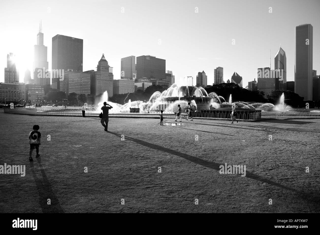 Buckingham Brunnen Chicago Ilinois Stockfoto 172 1986 Buckingham Fountain Schlüsselwörter Buckingham fountain Chicago Illinois Downt Stockfoto