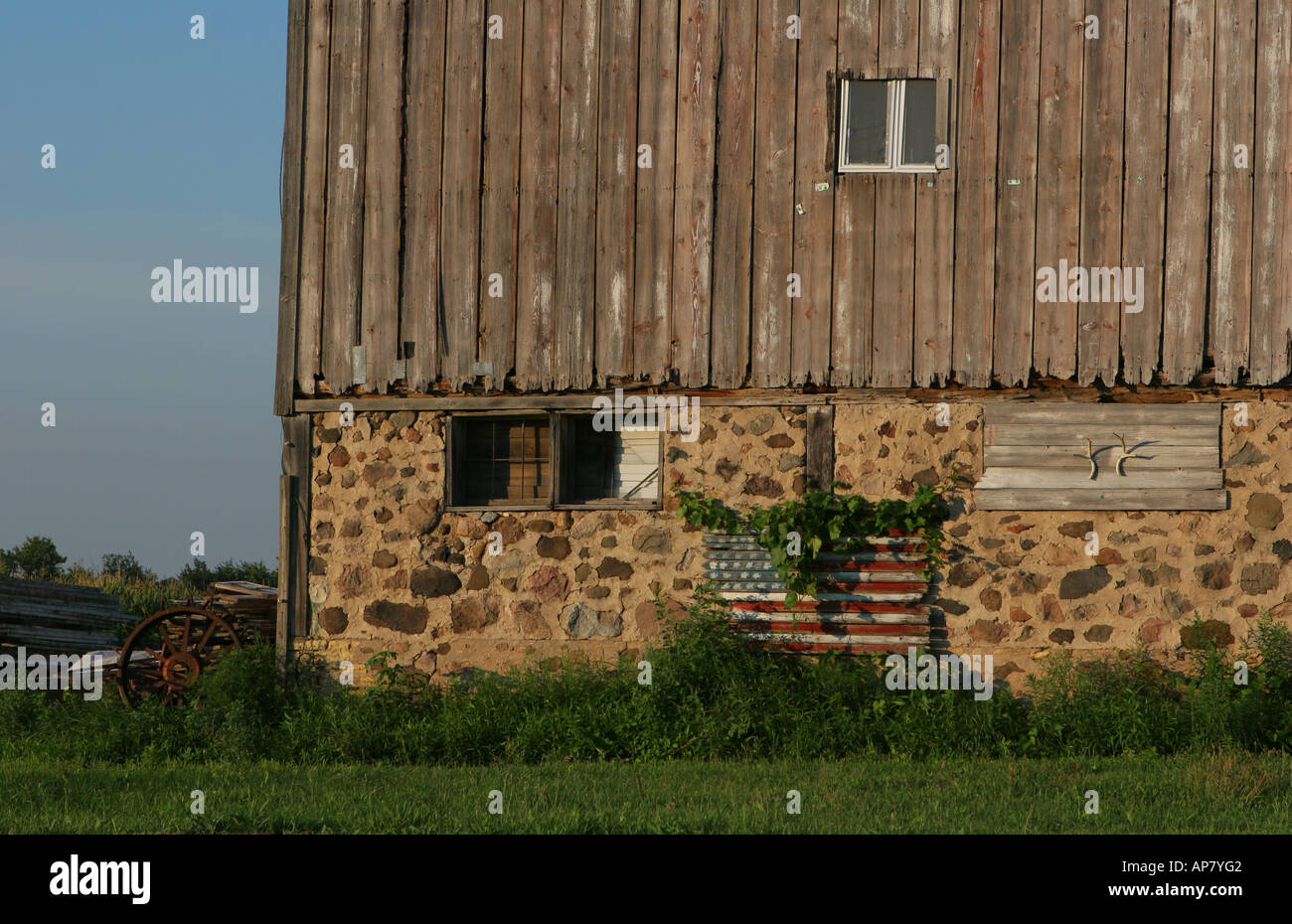 Land-Scheune im mittleren Westen mit amerikanischen Flagge gemalt auf der Wand nördlichen Illinois Canon 24 70mm f2 8 Schlüsselwörter Scheune Scheunen midwest Stockfoto