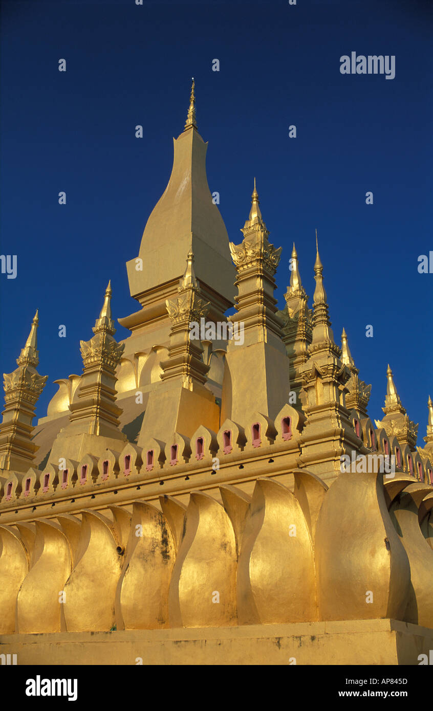 Das Luang-Symbol der laotischen Nation Countrys heiligste buddhistische Denkmal Vientiane Laos Stockfoto