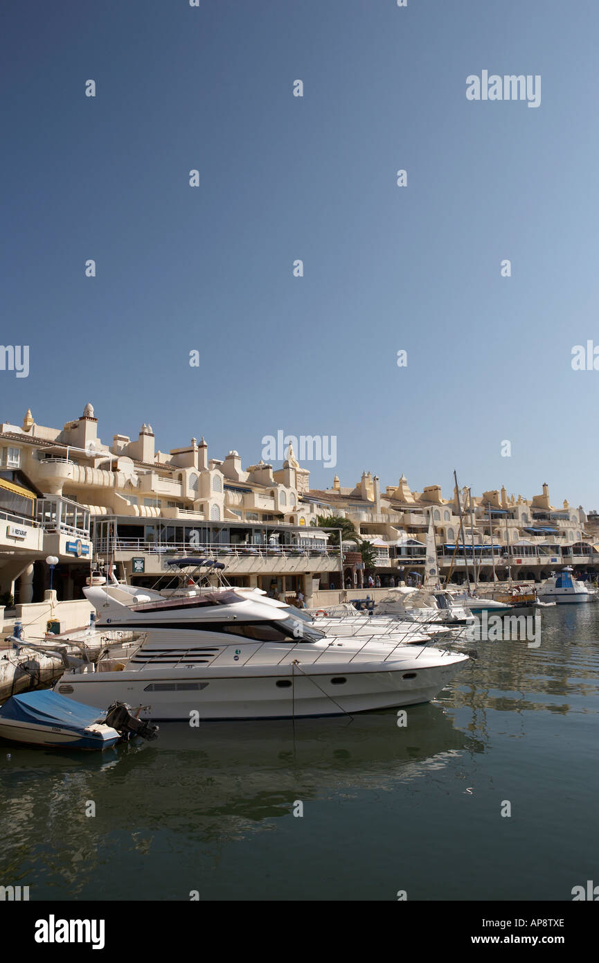 Blick über Puerto Deportivo Marina Benalmadena, Costa del Sol Spanien Andalusien Stockfoto