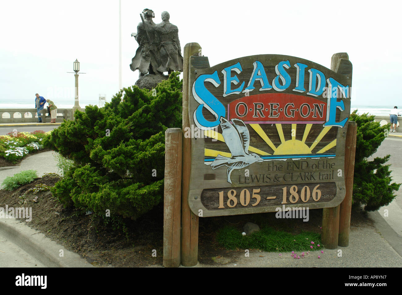 AJD51842, Seaside, OR, Oregon, Pacific Ocean, Pacific Coast Scenic Byway, RT, Route, Highway 101, Statue, Ocean Resort Stockfoto
