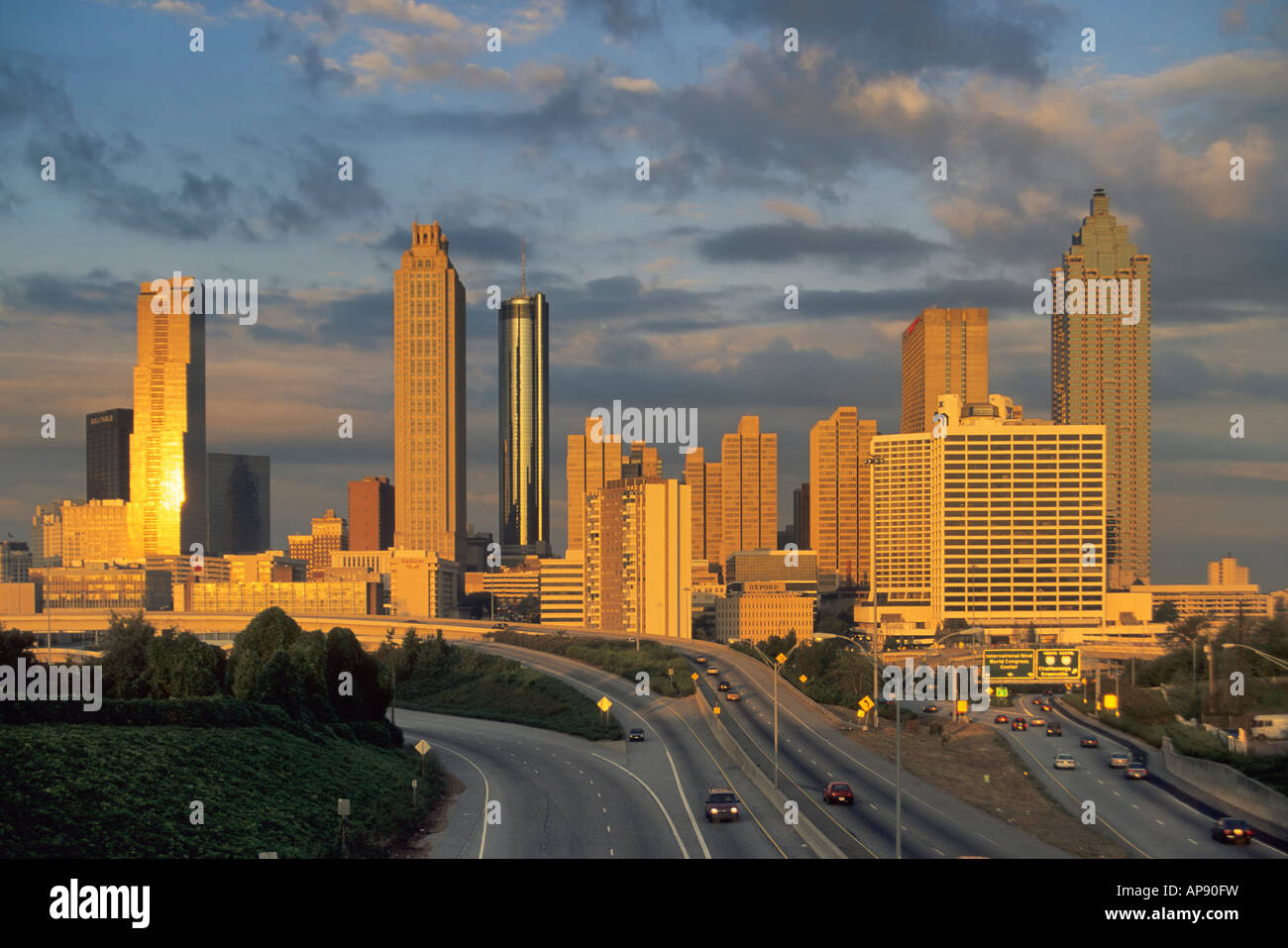 Die Skyline der Innenstadt von Jackson Street Bridge Atlanta Georgia USA Stockfoto