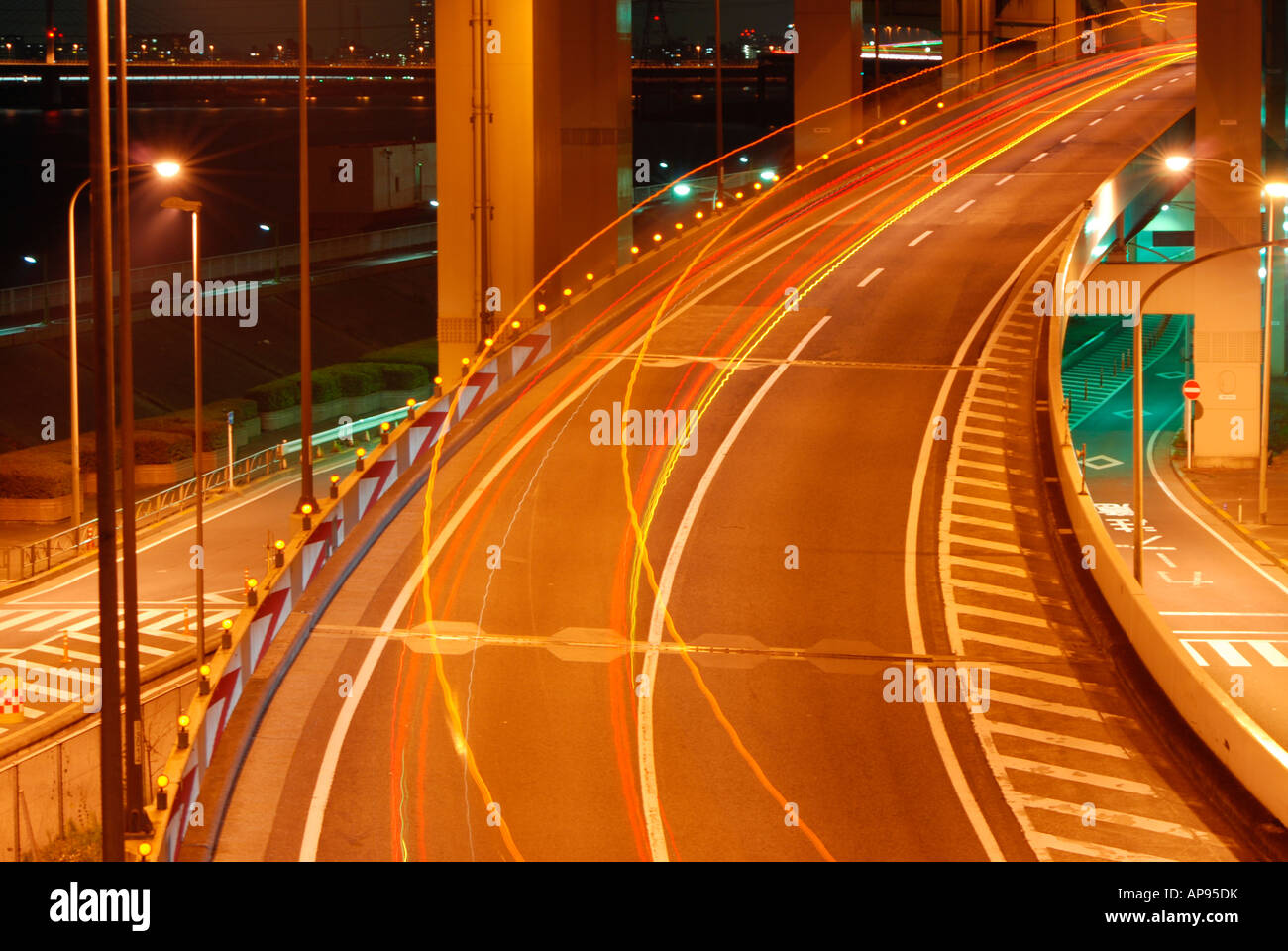 Nacht-Autobahn Stockfoto