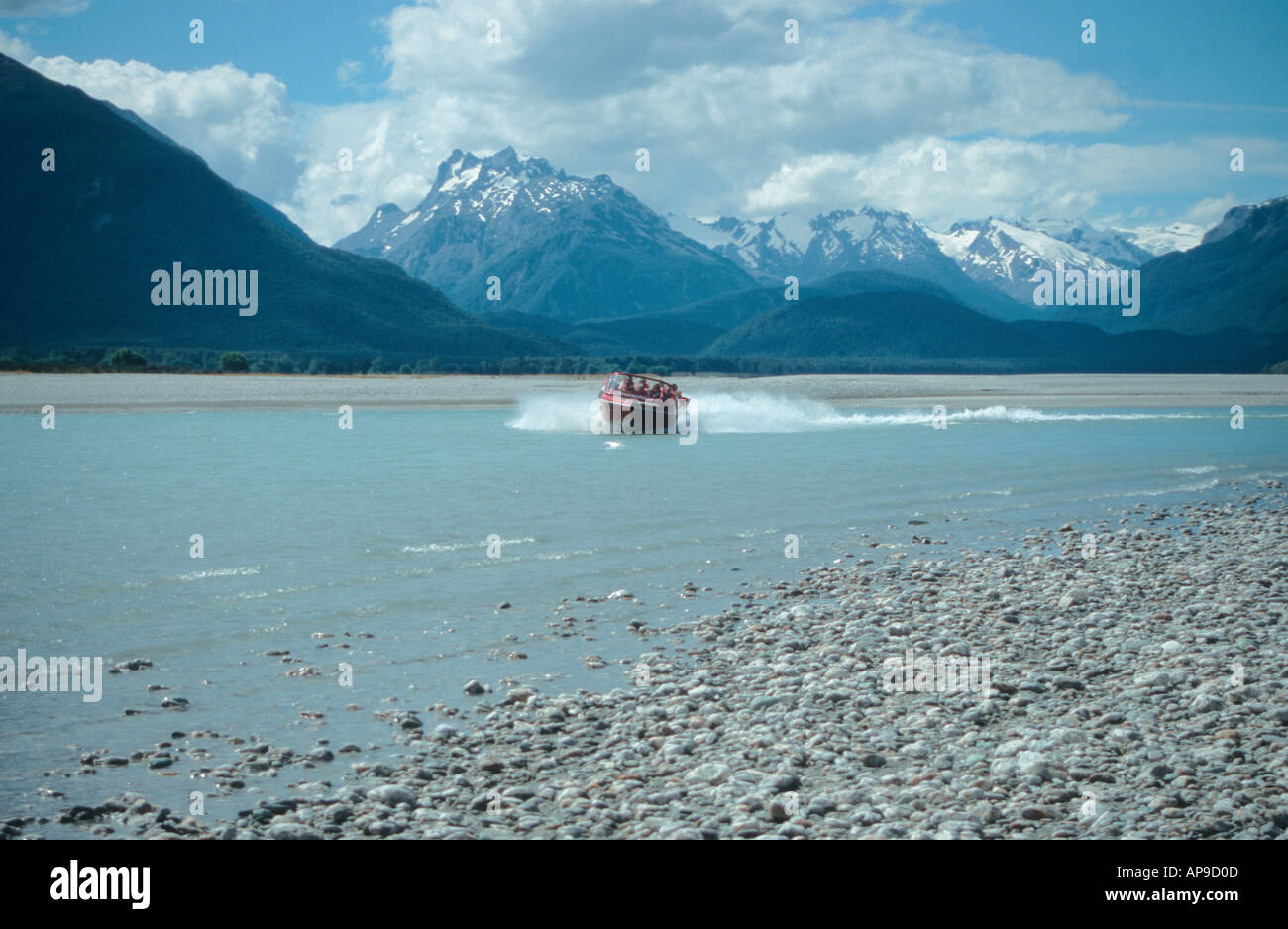 Jet-Bootsfahrt auf dem Dart River in der Nähe von Glenorchy Südinsel Neuseeland Stockfoto