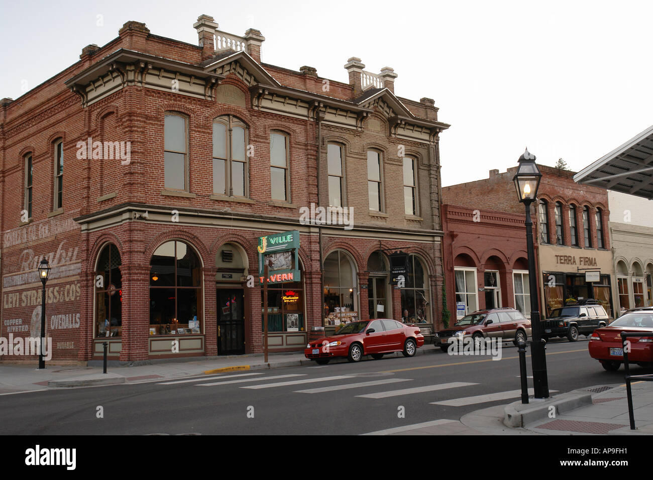 AJD51193, historische Jacksonville, oder, Oregon, Gold Mining Town, Innenstadt, J'ville Taverne Stockfoto