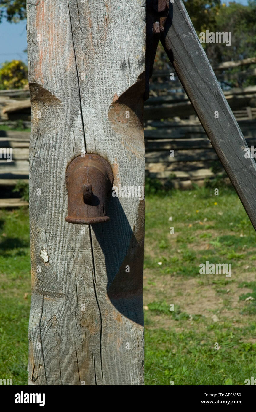 Alte Hand angetriebene Wasserpumpe Stockfoto