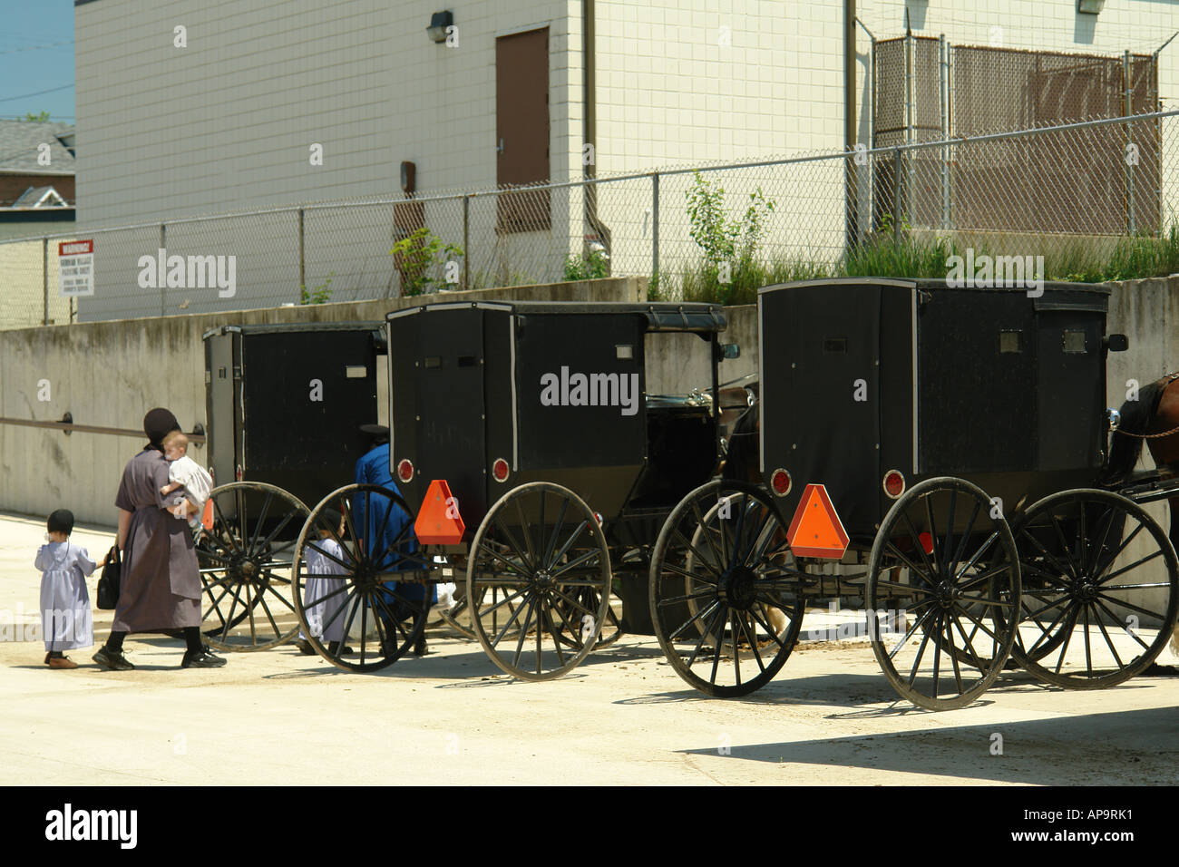 Mennonitische Kleidung Stockfotos Und Bilder Kaufen Alamy
