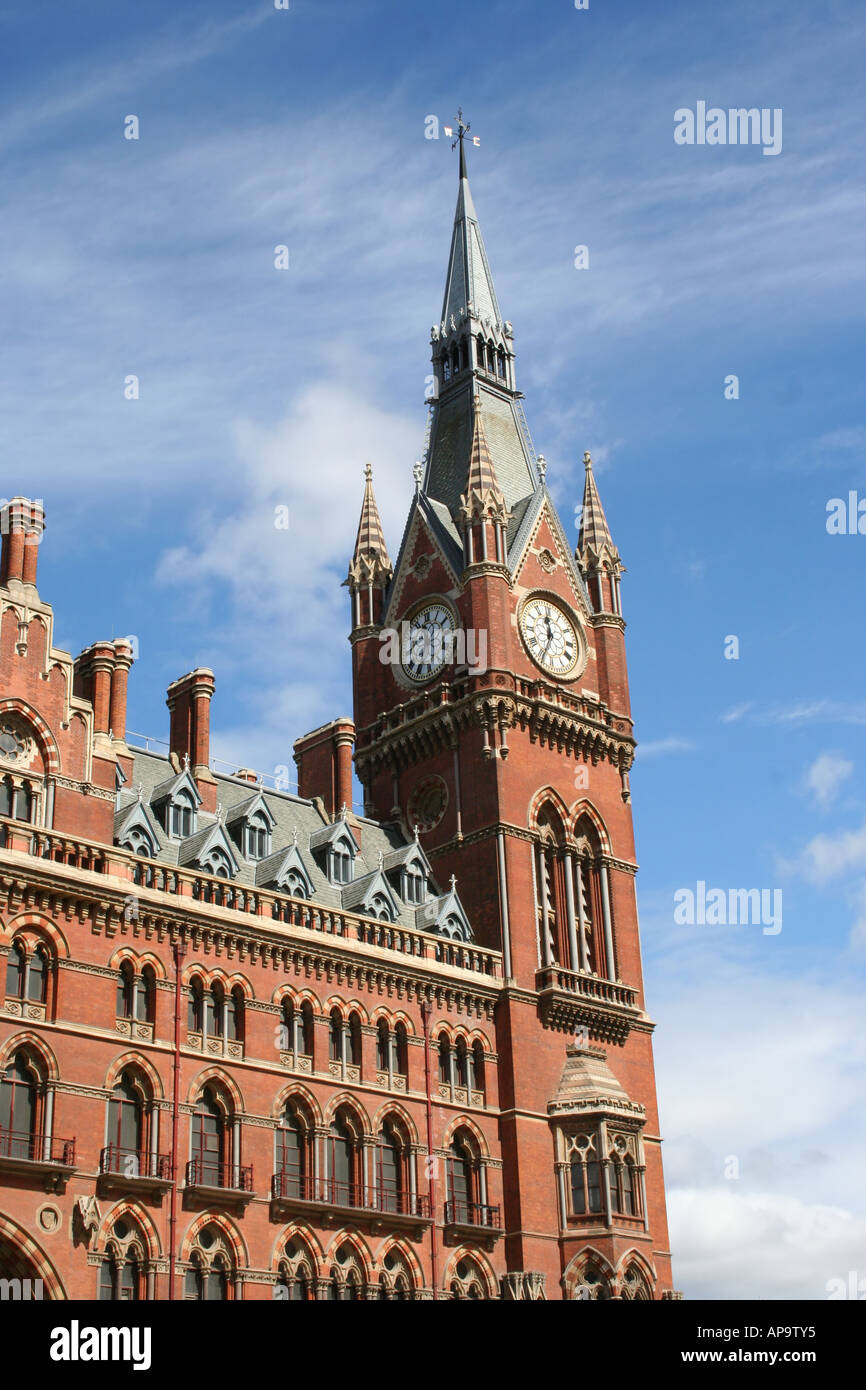 ehemaliger Bahnhof in Midland Grand Hotel St Pancras Station London England August 2006 Stockfoto