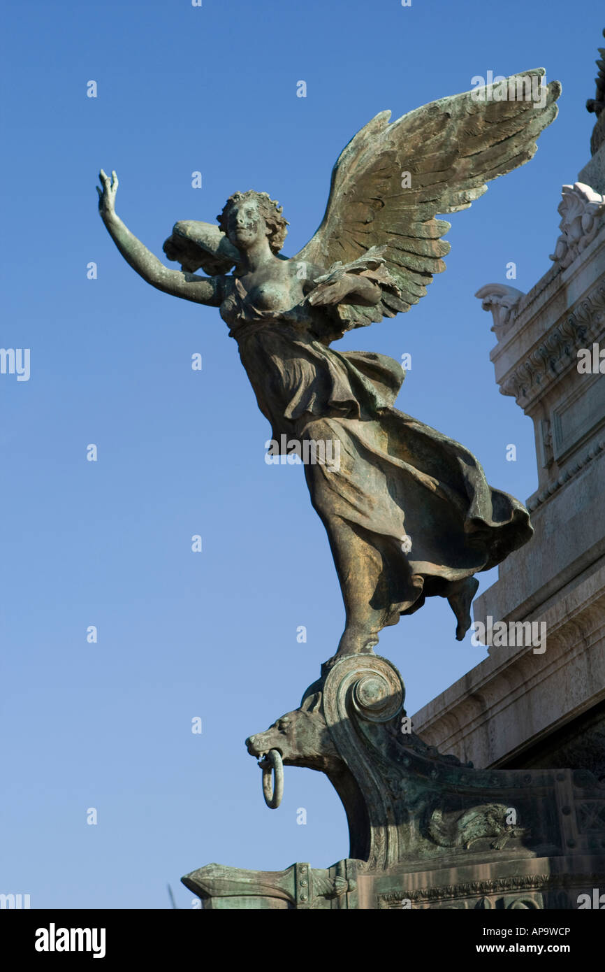 Statue am Grab des unbekannten Soldaten, Rom Italien Stockfoto