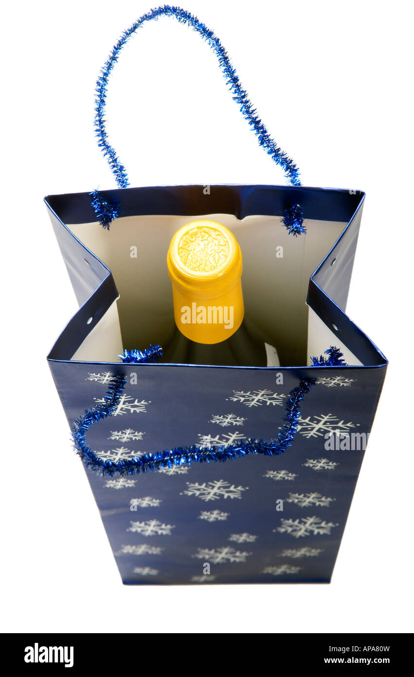 Geschenktüte und eine Flasche Wein Stockfoto