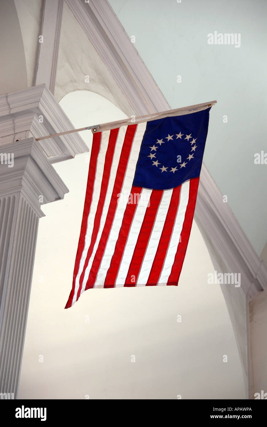 Ursprünglichen 13 Kolonien Flagge bei der Old North Church Boston MA Stockfoto
