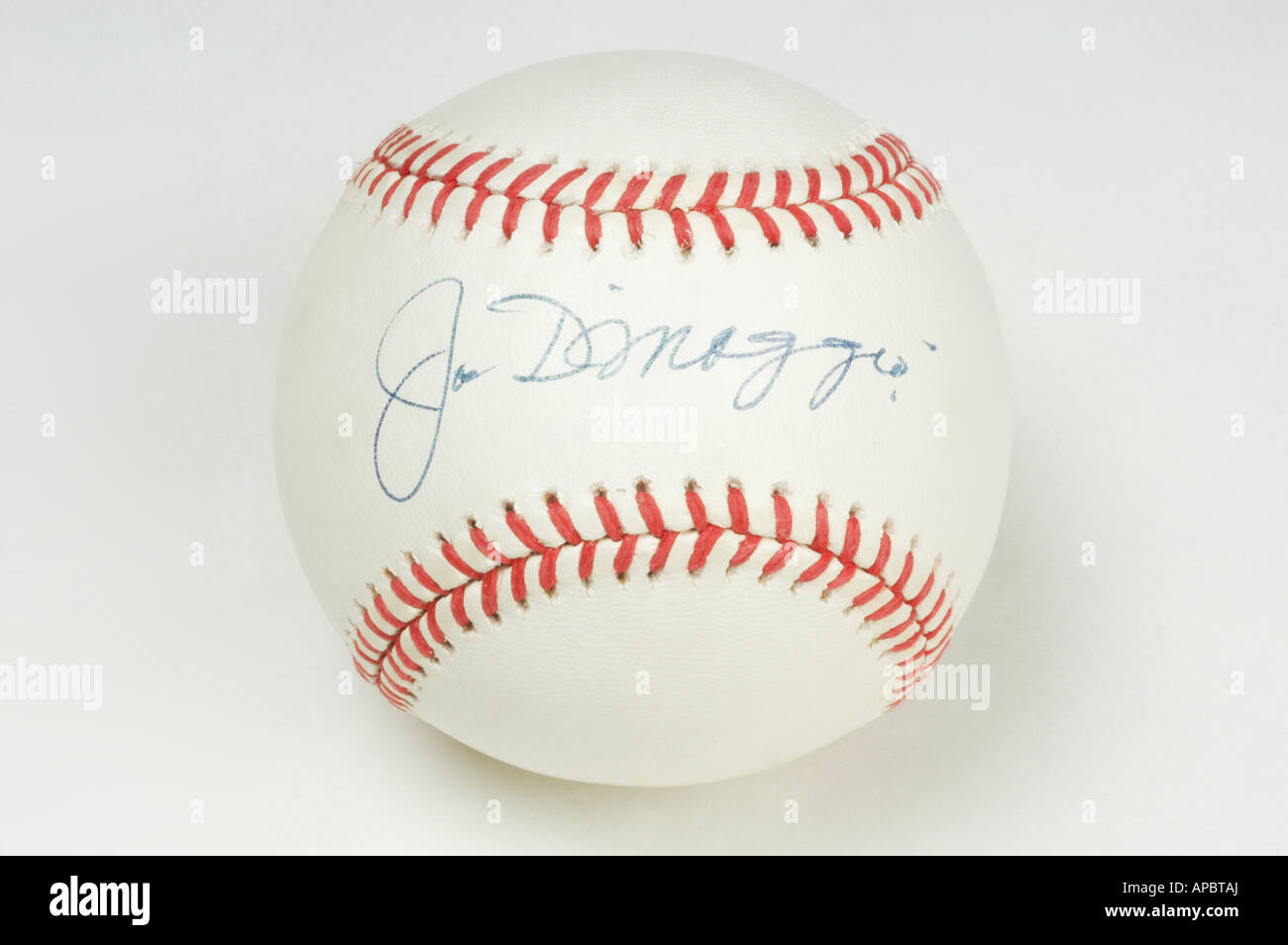 Signierten Baseball von Joe Dimaggio, Sweet-Spot, sammeln, Fans-Hobby-Sport-Geschichte Stockfoto