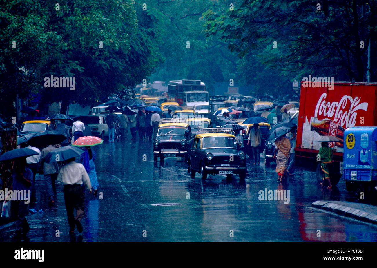 Die Straßen von Mumbai Indien während eines Sturms Monsun Stockfoto