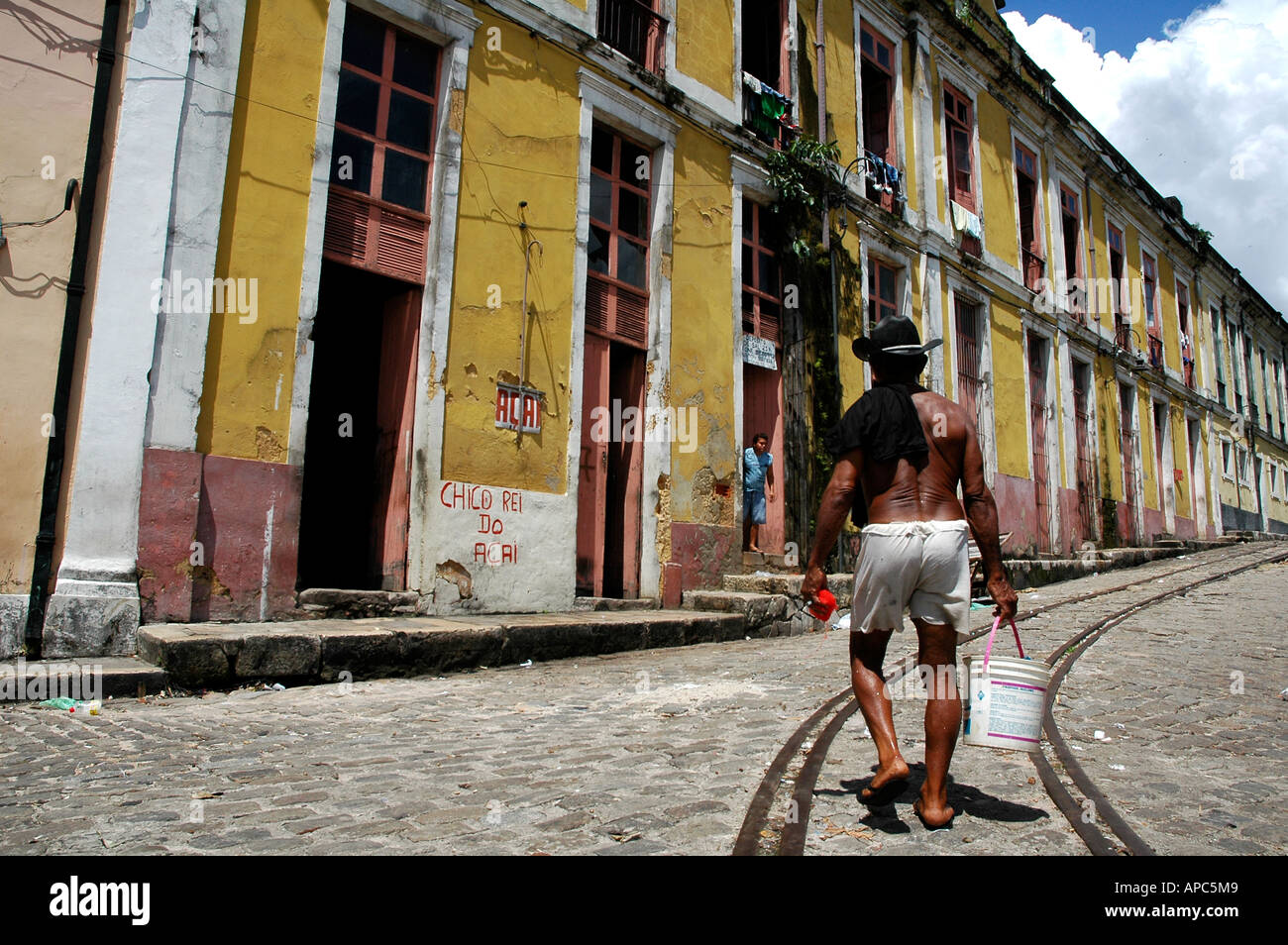 Alter Mann auf der Straße, Brasilien. Stockfoto