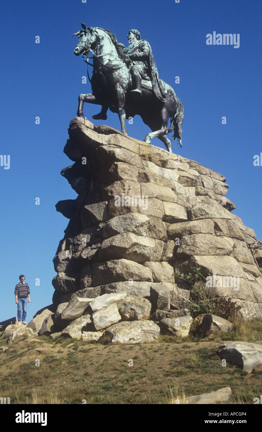 Equestrian Statue von König George III auf Snow Hill, Windsor Great Park, in der Nähe von Windsor, Berkshire, England, UK Stockfoto