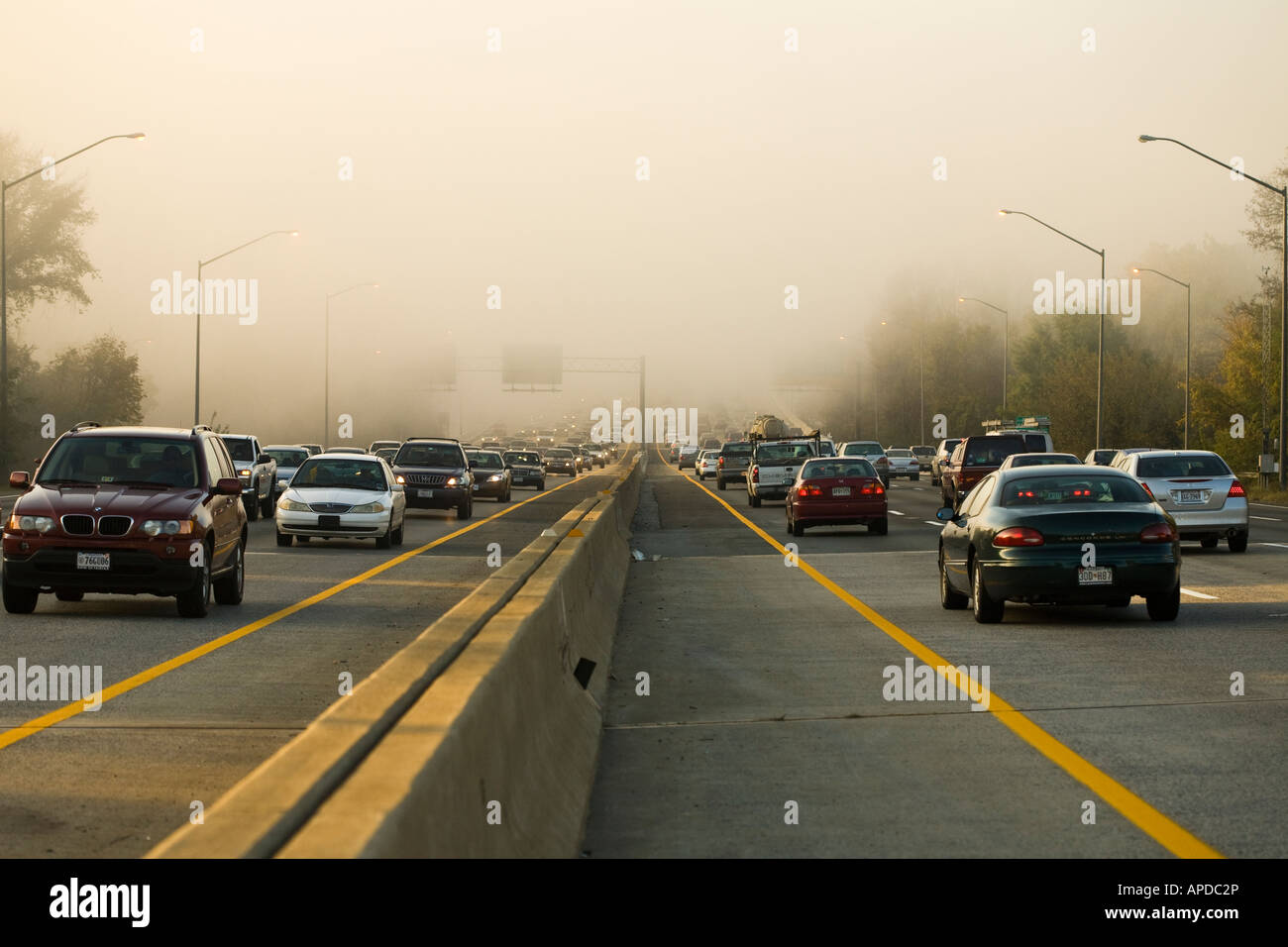 Ich 495 an der "American Legion"-Brücke an einem nebligen Morgen Stockfoto