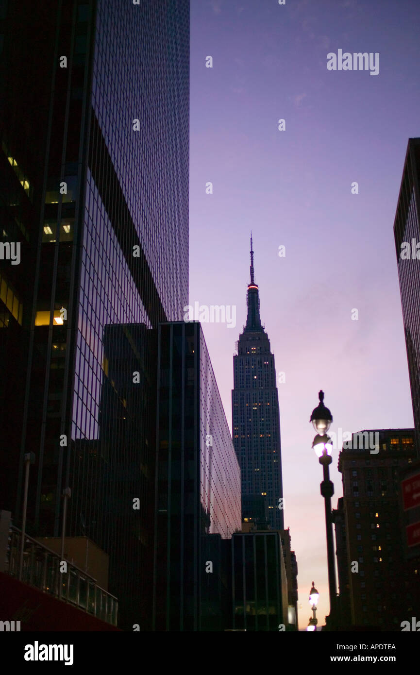 New York City in der Morgendämmerung Stockfoto