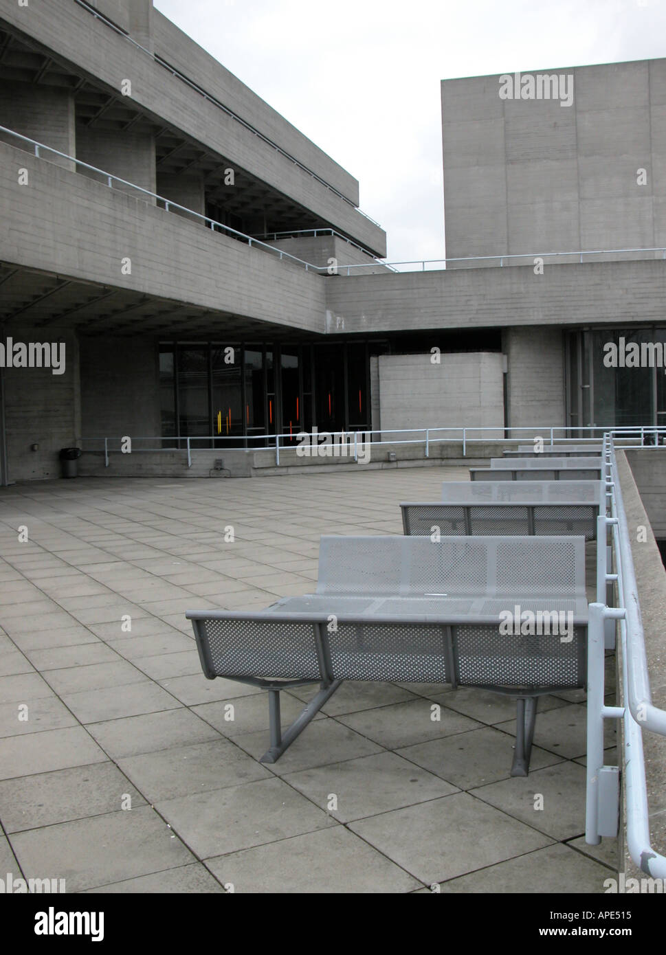 Betonarchitektur der South Bank Arts Complex - Nationaltheater Stockfoto