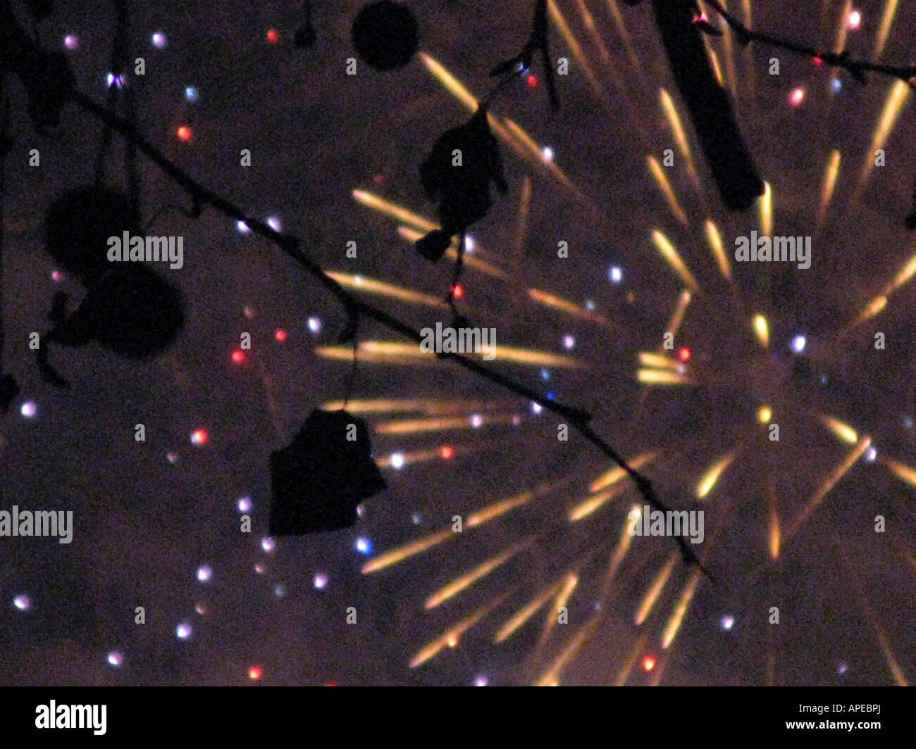 Ein Feuerwerk von St James Park am Neujahrstag, London, England Stockfoto