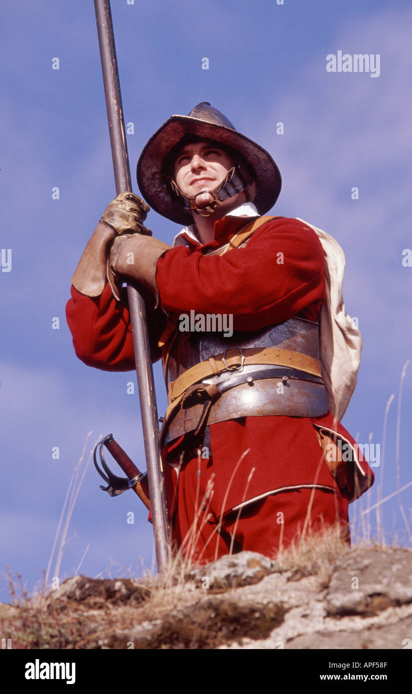 ENGLISCHER BÜRGERKRIEG RE ENACTMENT ALTE BOLINGBROKE CASTLE LINCOLNSHIRE ENGLAND UK Stockfoto