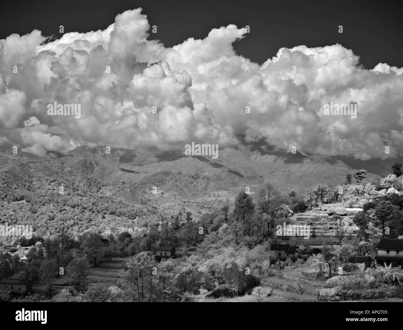Blick auf den Ausläufern des Himalaya und Berge von Nagarkot Kathmandu-Tal Nepal Stockfoto