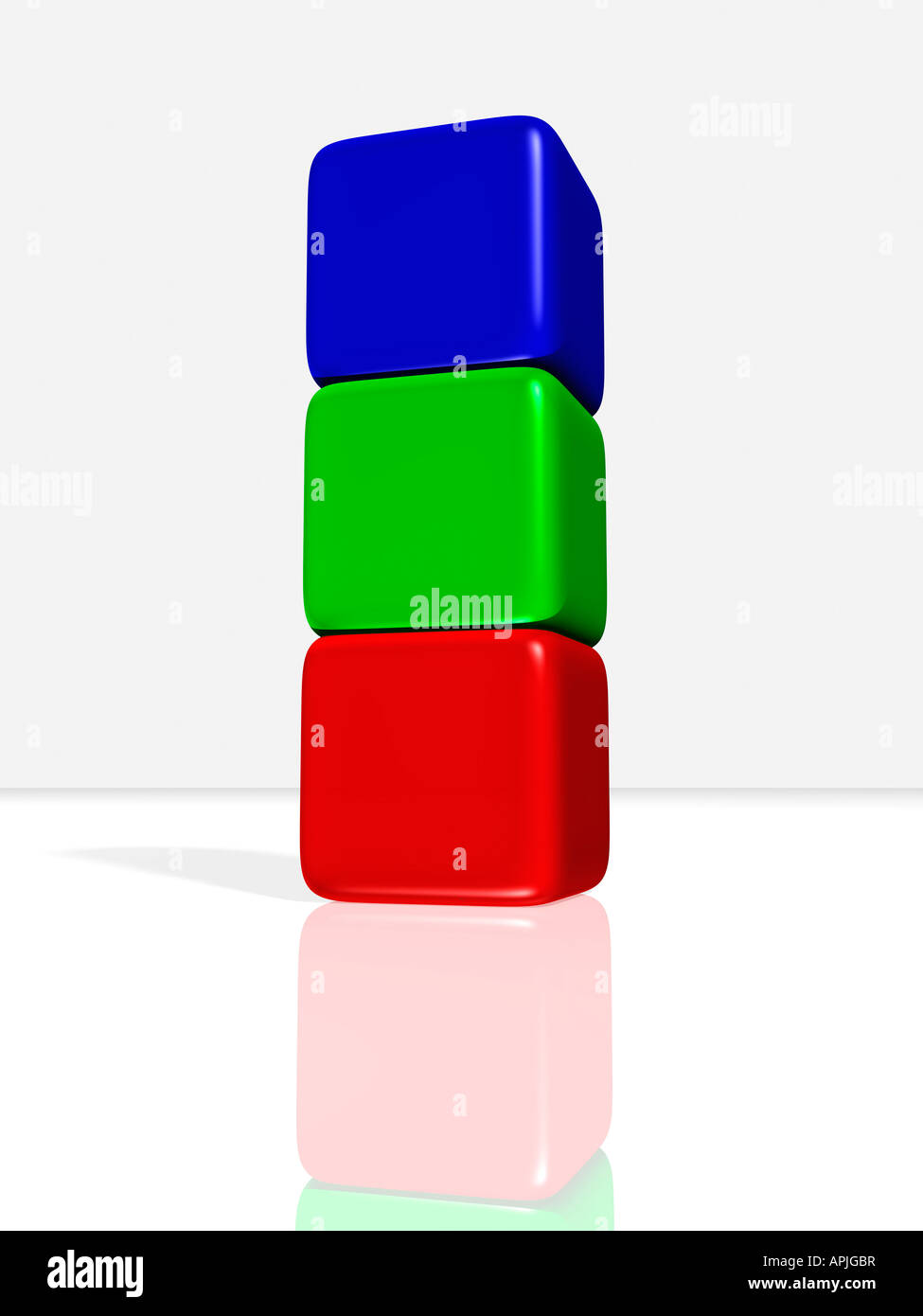 Ein Stapel von drei Würfel in RGB-Farben. Stockfoto