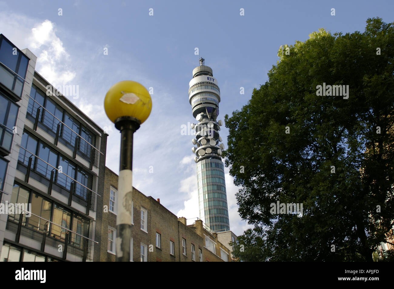 Post Office Tower London und Benard Beacon Stockfoto