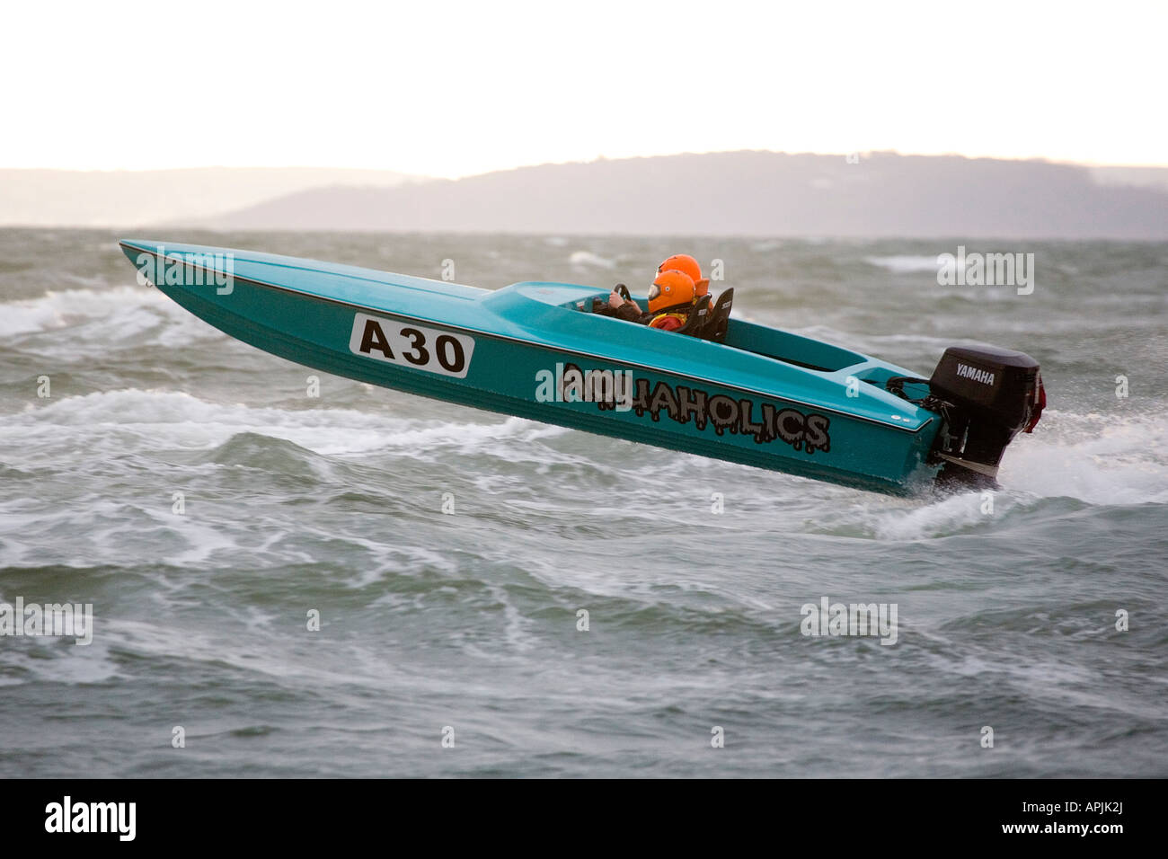 Offshore-Rundstreckenrennen Motorboot 'Aquaholics' Nein. A30 Rennen in Torquay, England Stockfoto