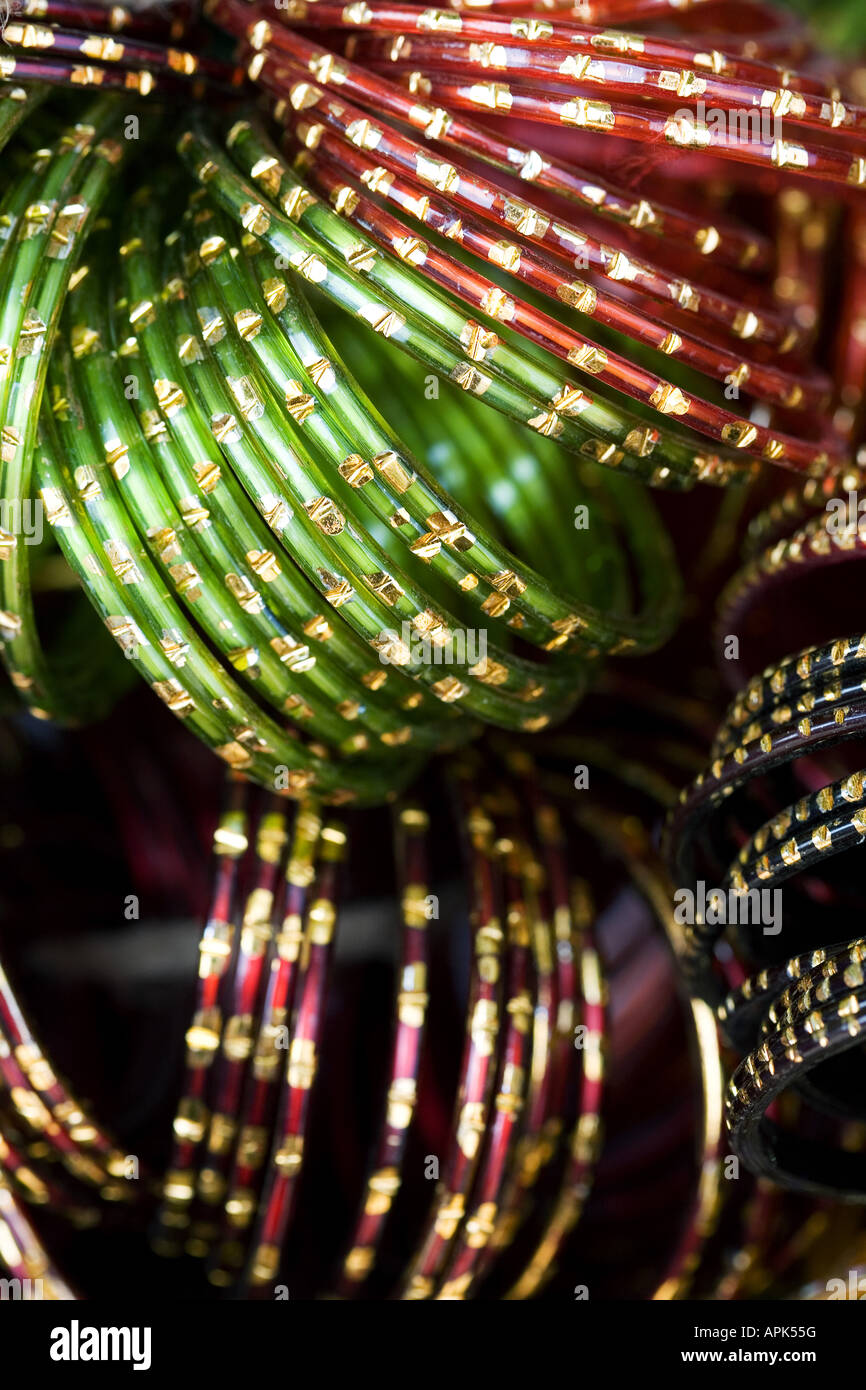 Farbige Indien Glas Armreifen Stockfoto