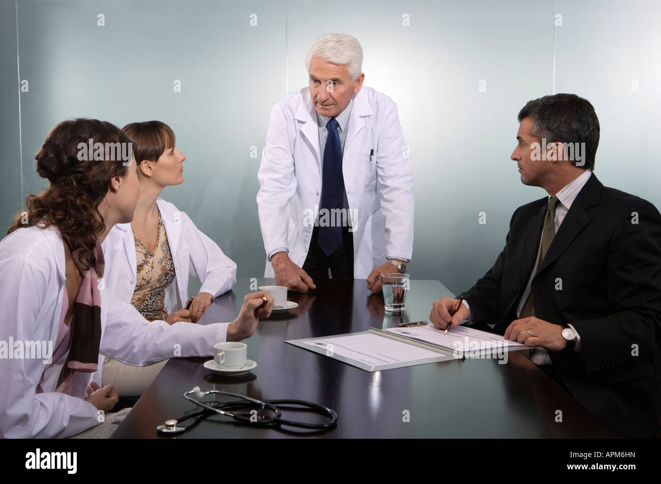 Krankenhaus-Manager Vorstandssitzung Stockfoto