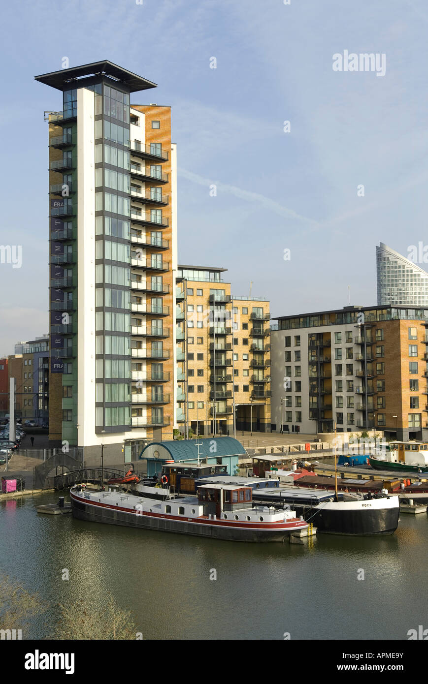 Appartement-Hochhaus, Docklands, London, england Stockfoto