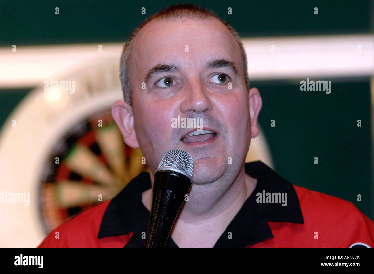 "Phil The Power Taylor" ein ehemaliger Welten Darts champion Stockfoto
