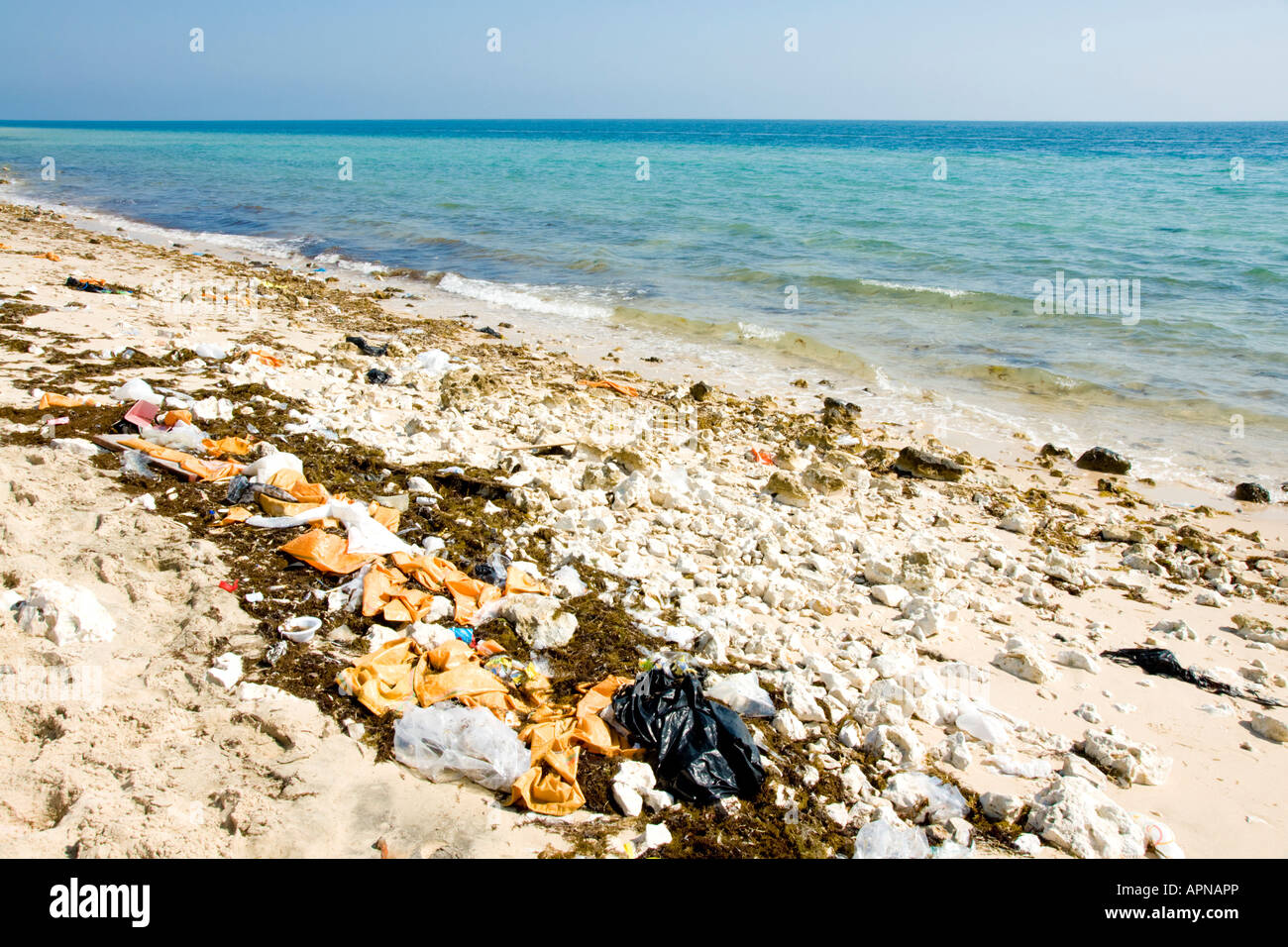 Nahen Osten Katar Sealine Beach Resort verschmutzter Strand Stockfoto