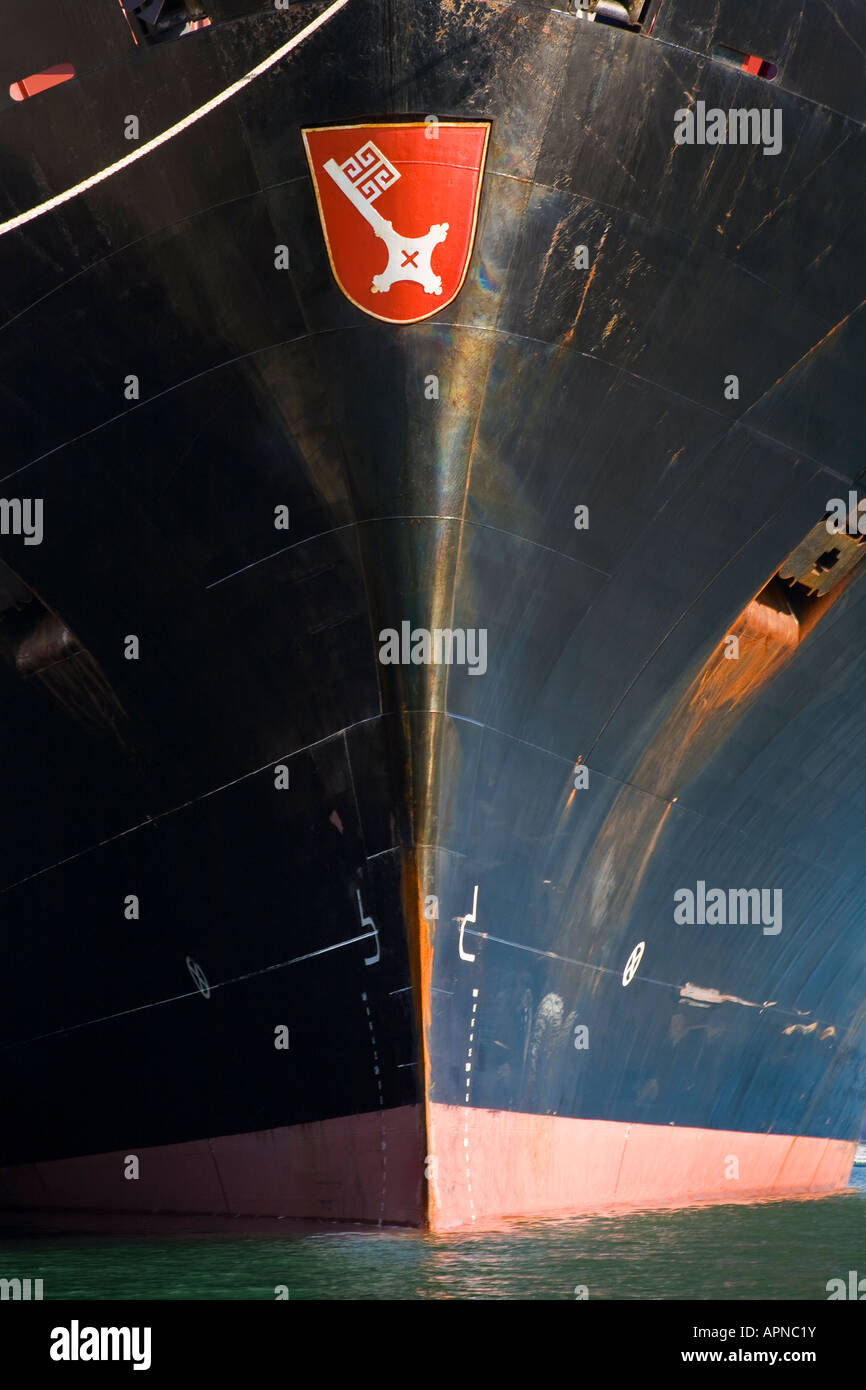 Rumpf des Schiffes im Hafen angedockt Stockfoto