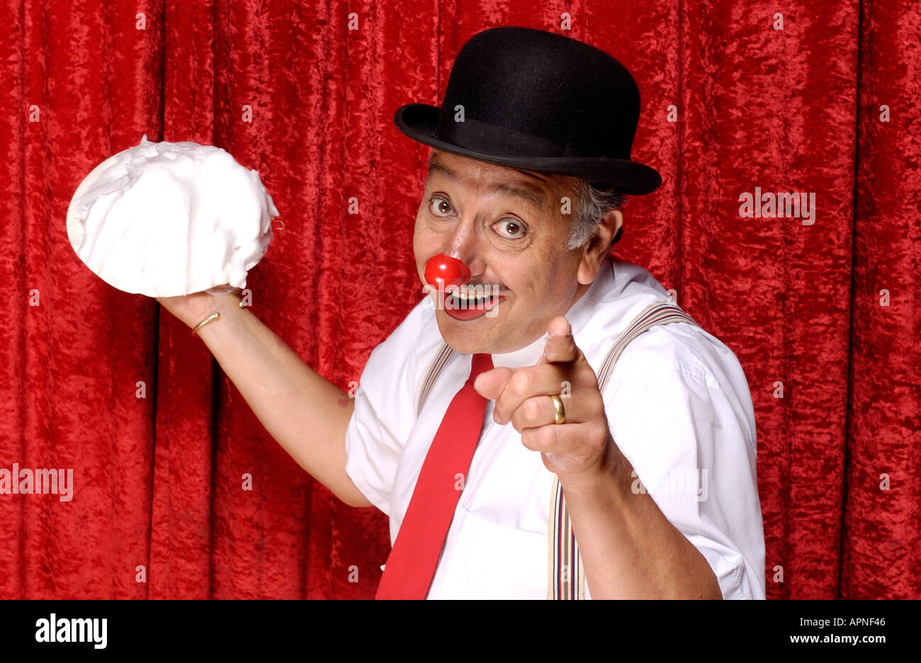 Circus clown -Fotos und -Bildmaterial in hoher Auflösung – Alamy