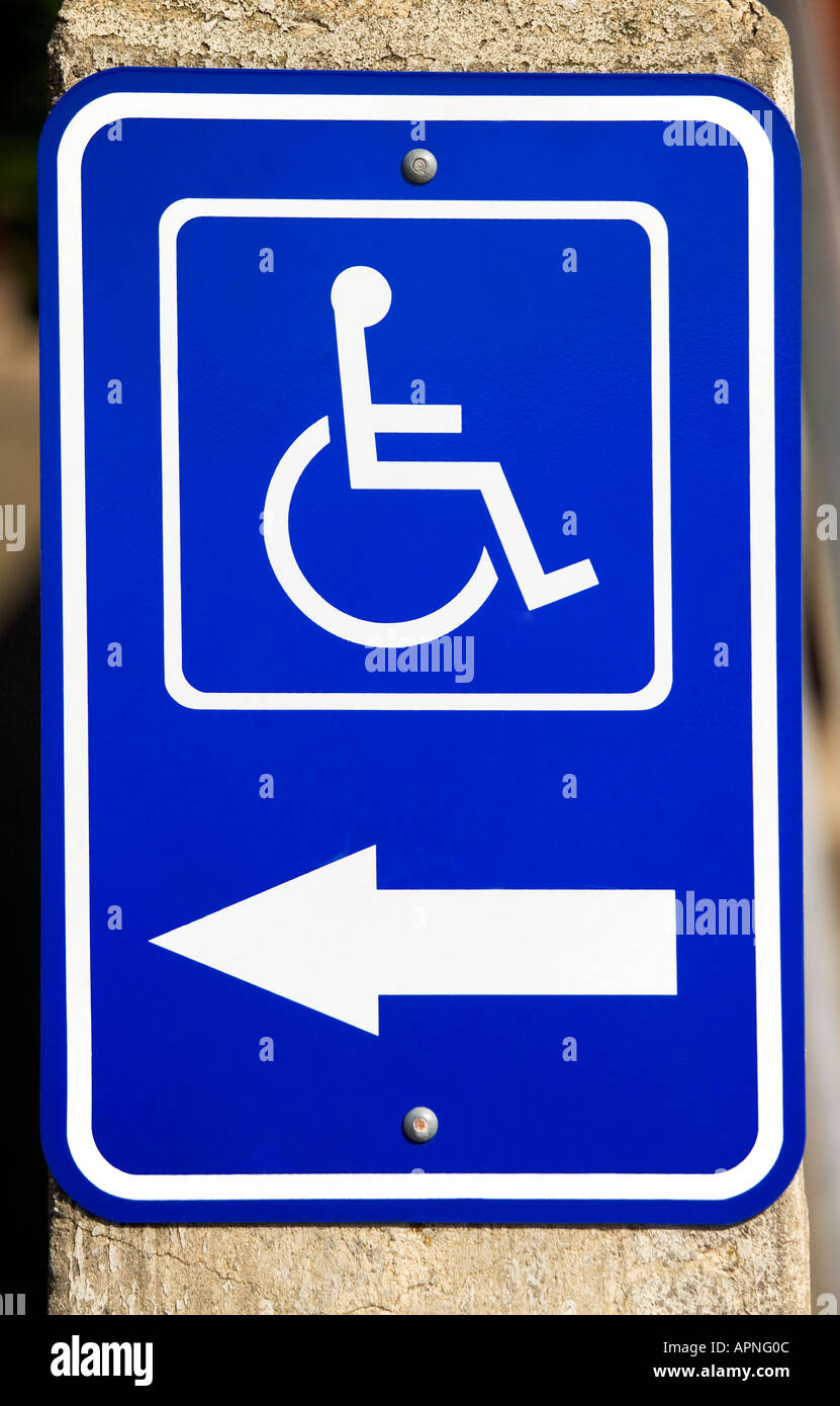 Behinderten Parkplatz Schild Stockfotografie Alamy