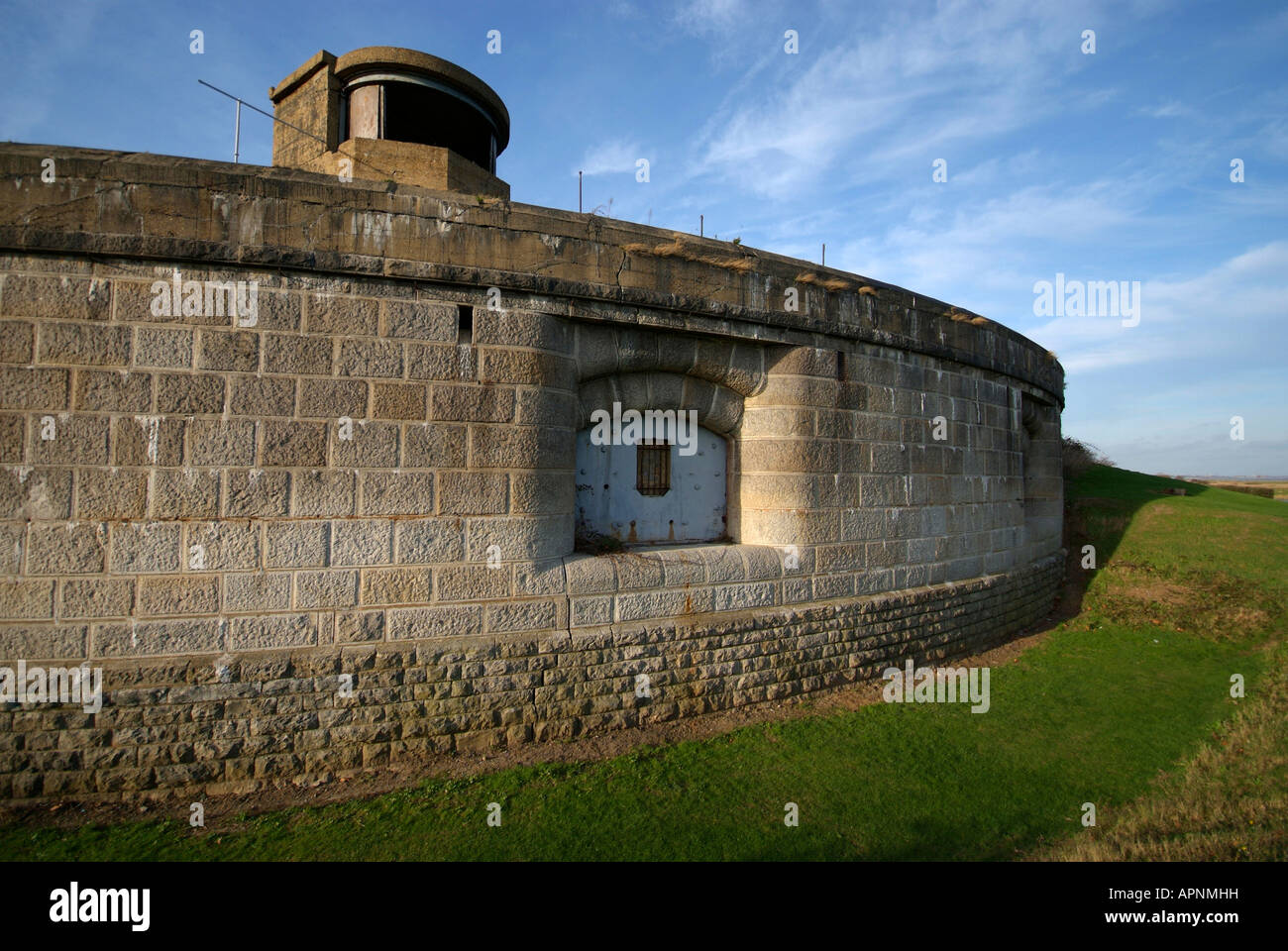 Die Vorderseite des Coalhouses Fort mit Geschütztürmen, die nach außen in der Themse-Mündung zum Schutz gegen fremde invasion Stockfoto