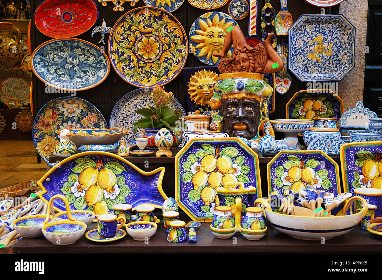 Souvenir-Shop, Taormina, Sizilien, Italien Stockfoto