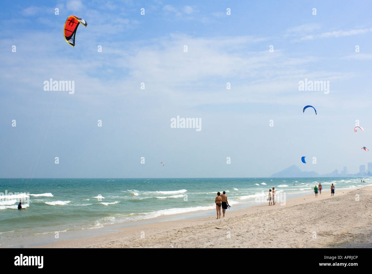 Kite Boarding, Strand von Hua Hin, Thailand Stockfoto