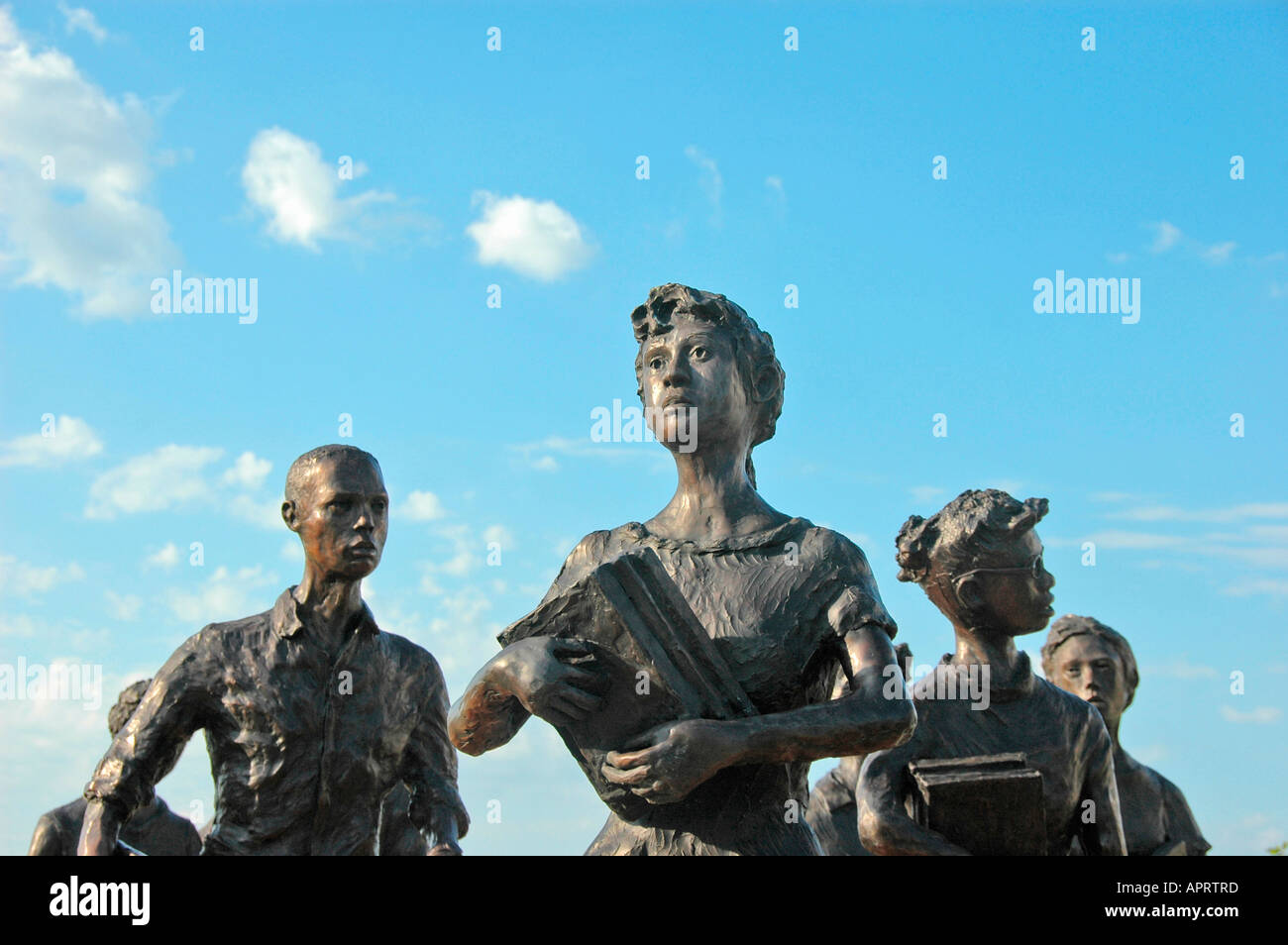 State Capitol in Little Rock Arkansas mit der Little Rock Nine statue Testament zur pädagogischen Proteste Rassentrennung Vorurteile USA America Stockfoto