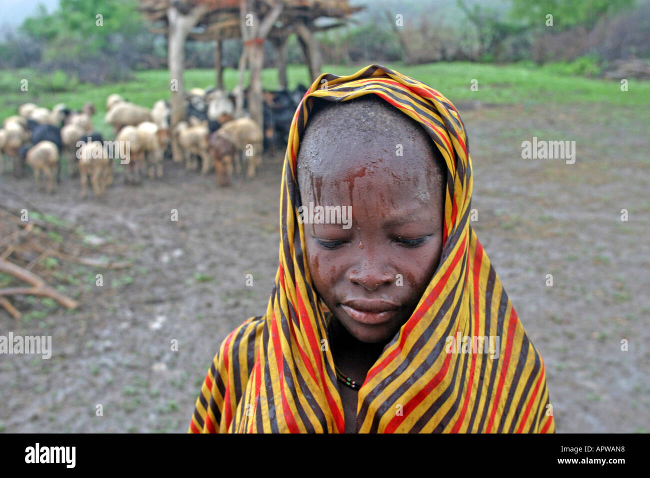 Toposa junge, regnen, Porträt, Sudan Stockfoto