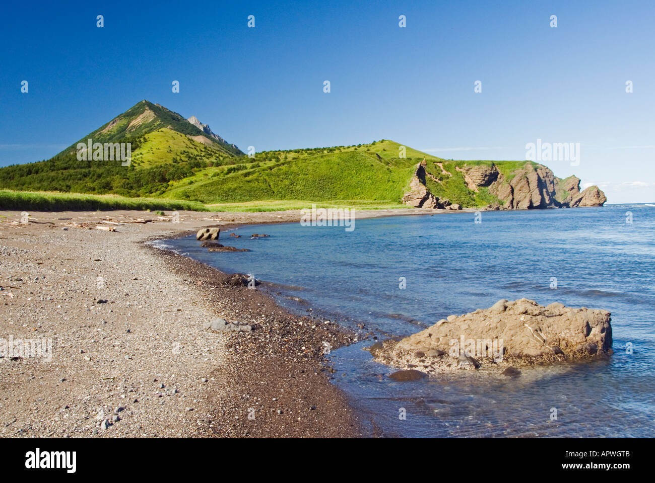 Küstenlandschaft bei Tikhaya auf Sachalin, Russland Stockfoto