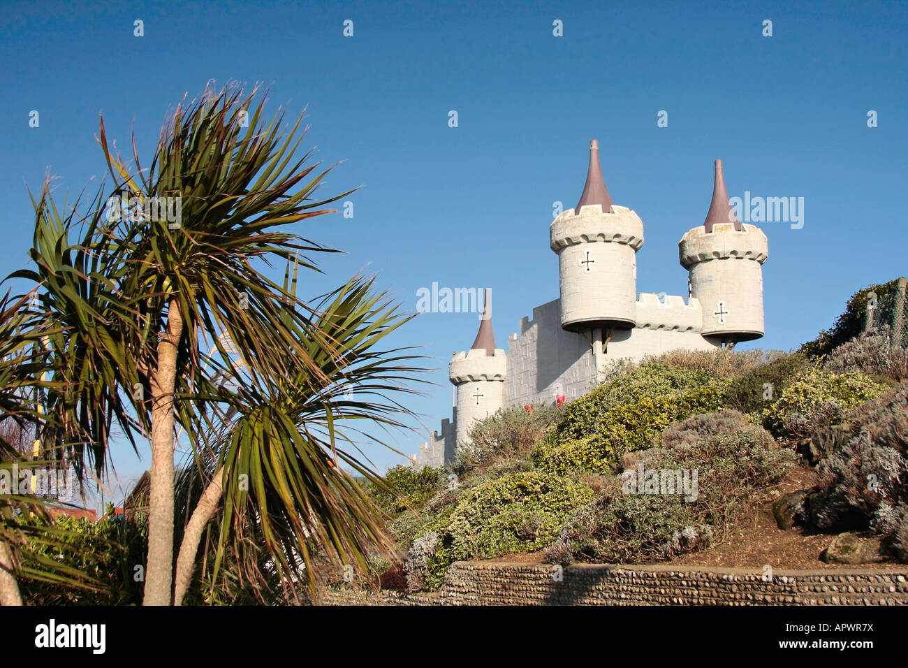 Außenansicht der Burg Slide Harbour Park, Littlehampton, West Sussex Stockfoto