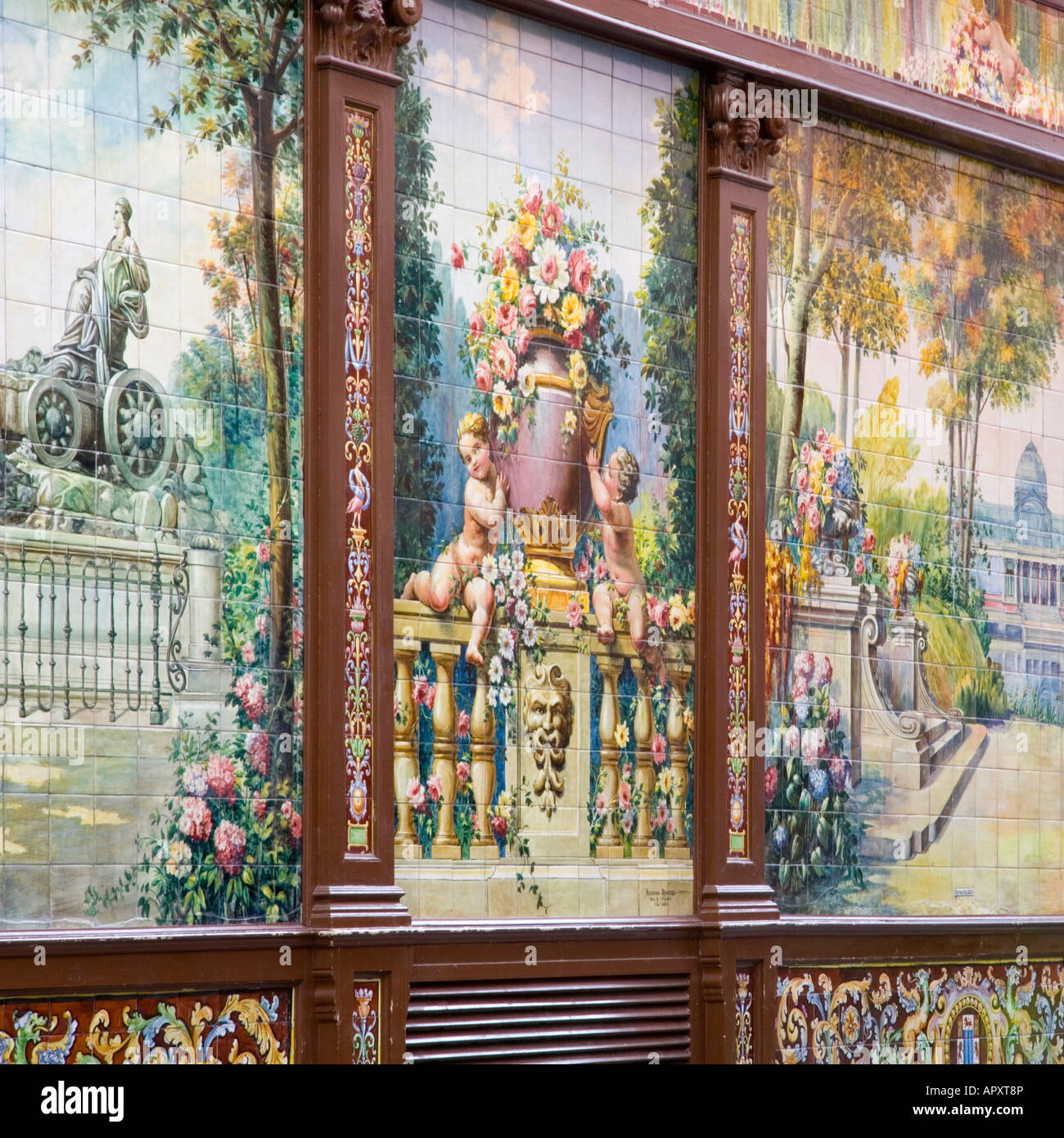 Madrid, Spanien. Handarbeit an der traditionellen Taverne in den Huertas Bezirk. Stockfoto