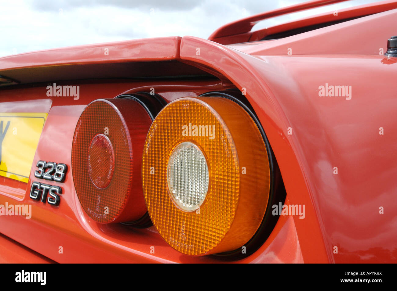 Roter Ferrari 328 GTS Stockfoto