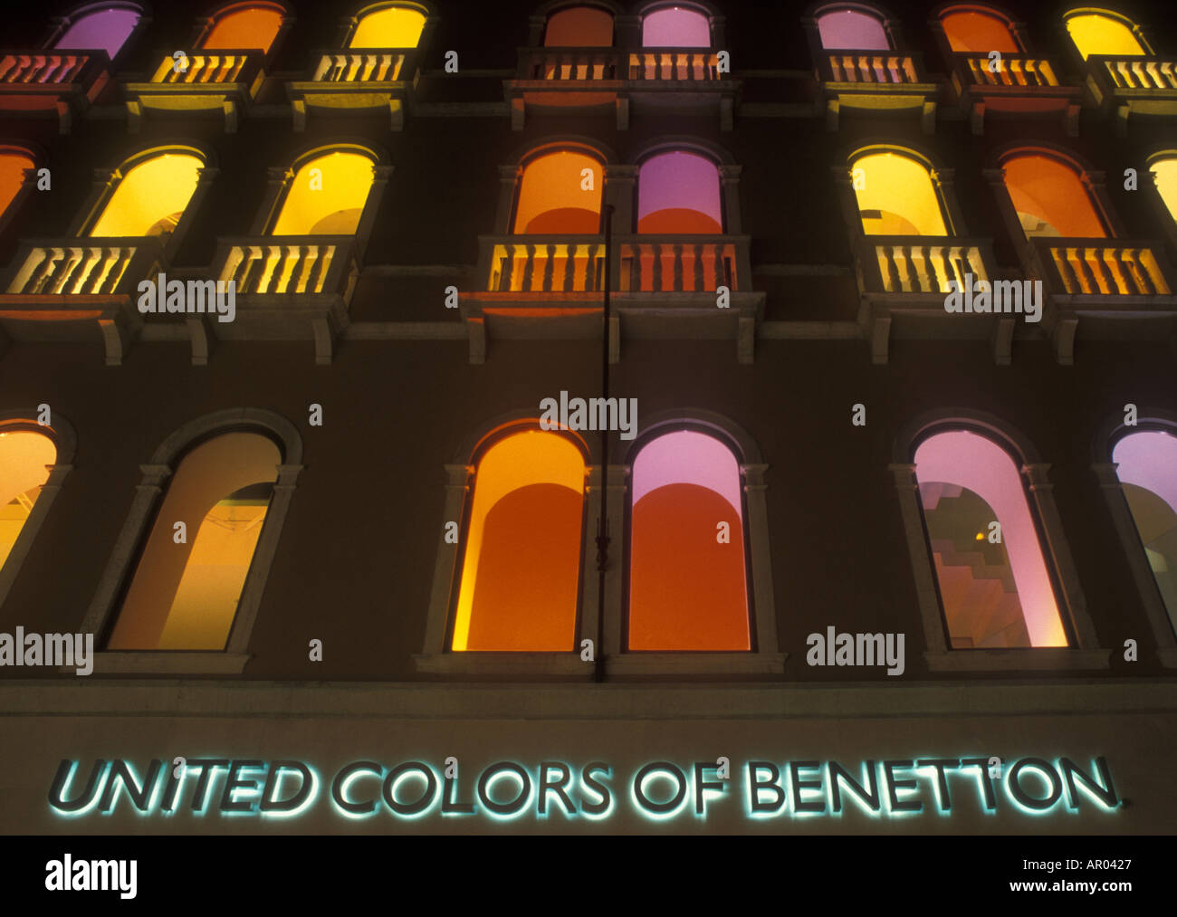 United Colors of Benetton Shop in Venedig Italien Stockfotografie - Alamy