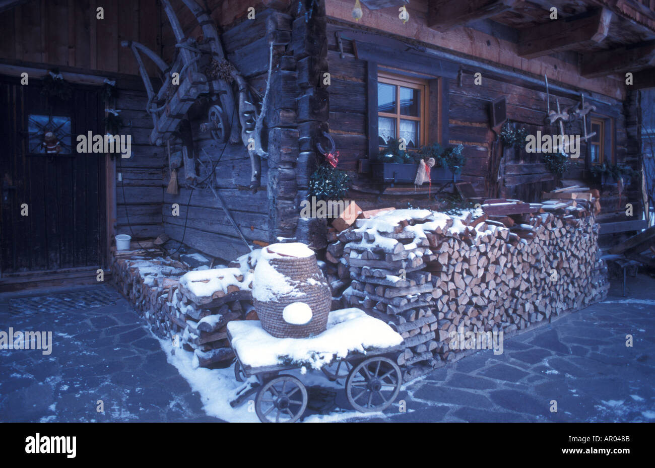 Hölzerne Mountain Cottage in Das Untertal bei Schladming Österreich Stockfoto