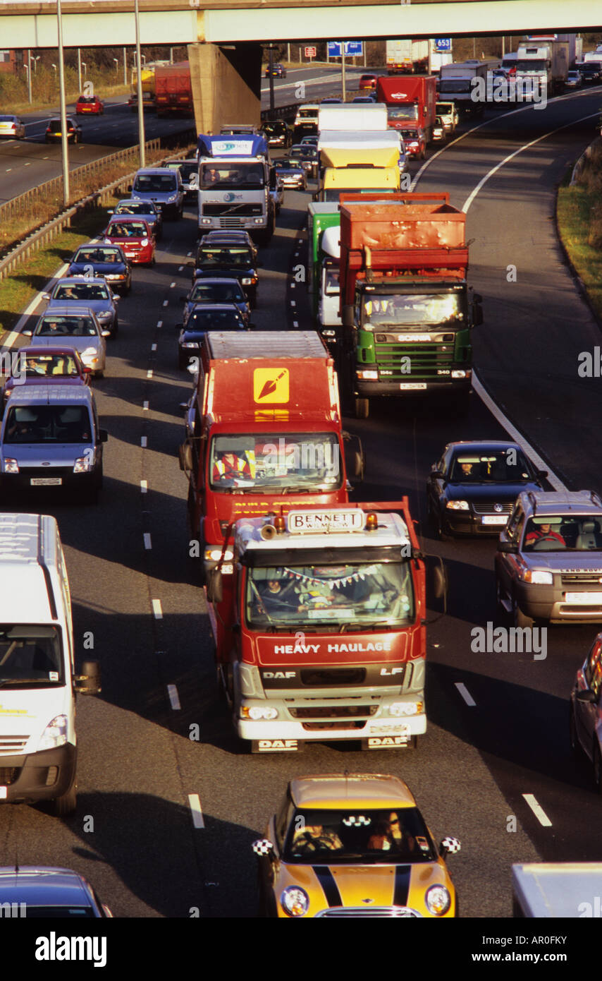 Stau auf der Autobahn M62 Leeds Yorkshire UK Stockfoto