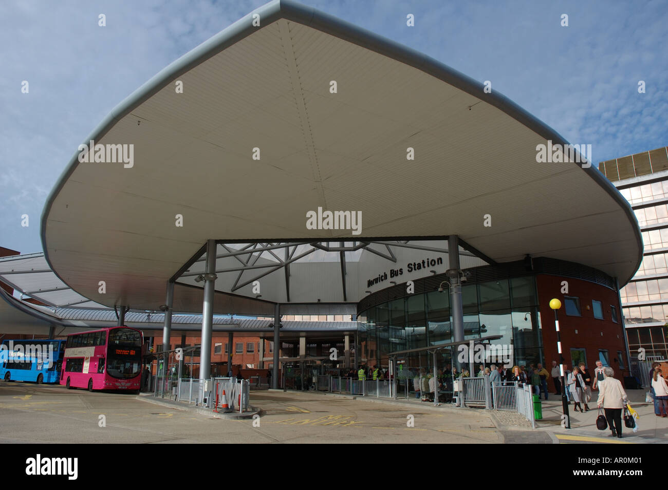 Neuen Busbahnhof in Surrey Street, Norwich, Norfolk, Großbritannien Stockfoto