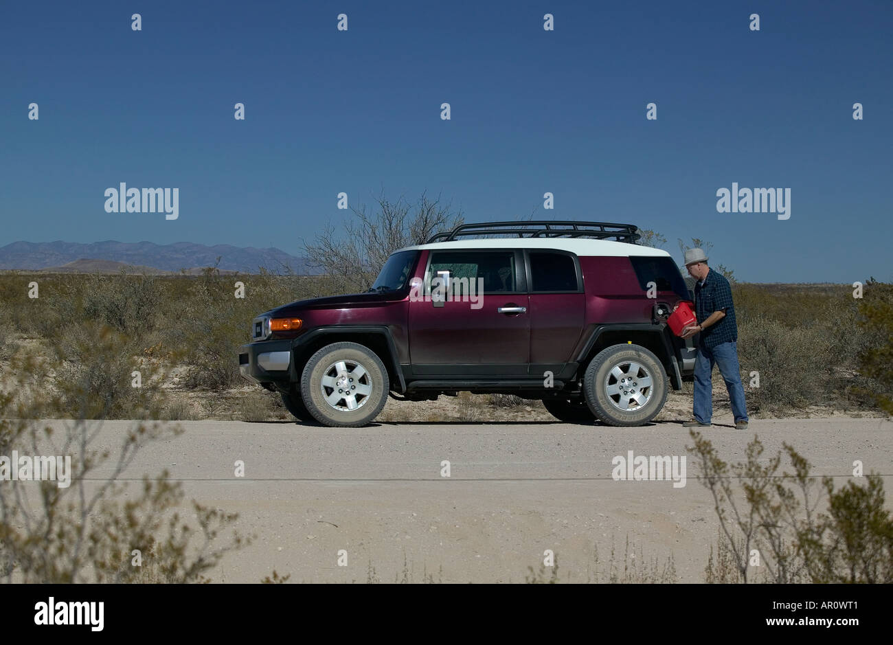 Kein Benzin 4 x 4 kann gefüllt aus Arizona USA Wüste Stockfoto